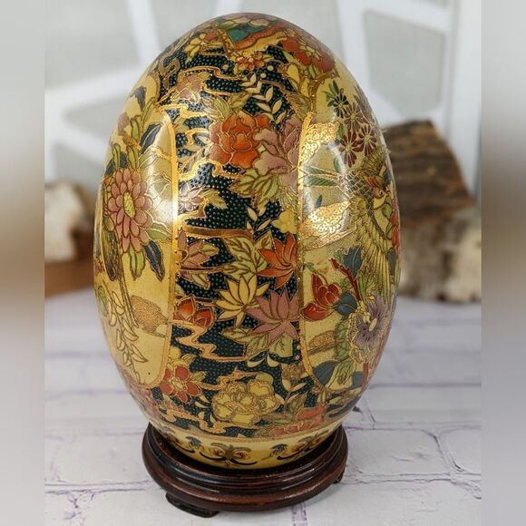Vtg Asian Hand Painted 9" Tall Satsuma Style Egg with Stand - Picture 4 of 11
